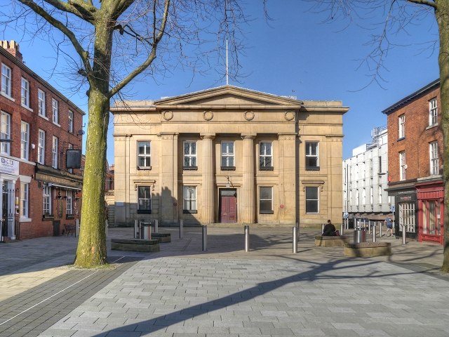 Image: Former Salford Town Hall, Bexley Square   geograph.org.uk   3886646