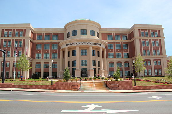 Forsyth County Courthouse in Cumming