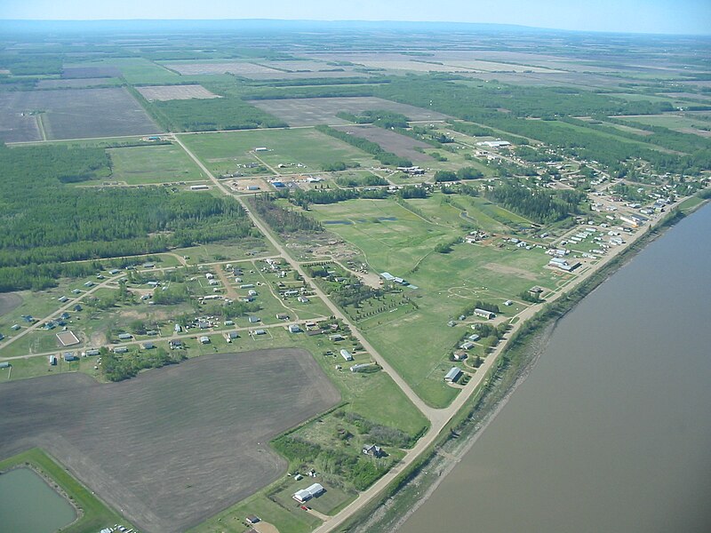 File:FortVermilion-Aerial.JPG