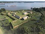 Fort Mifflin Fort mifflin from airplane arriving at PHL.jpg