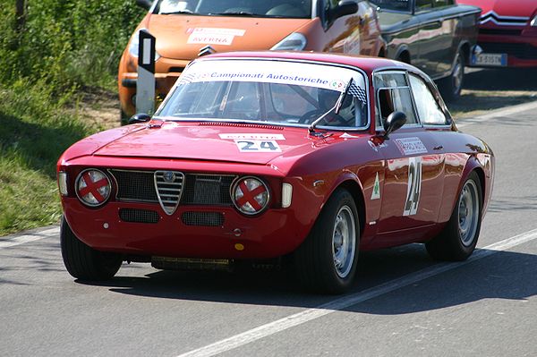 Alfa Romeo GTA in competition.