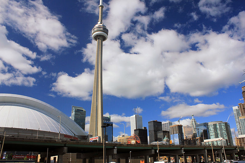 File:Gfp-canada-ontario-toronto-cn-tower-and-skyline.jpg