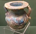 Glazed pottery vessel