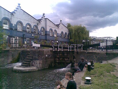 How to get to Hawley Lock with public transport- About the place