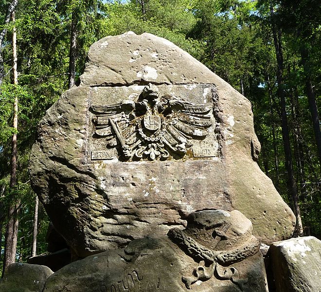 File:Heldenstein 01.jpg