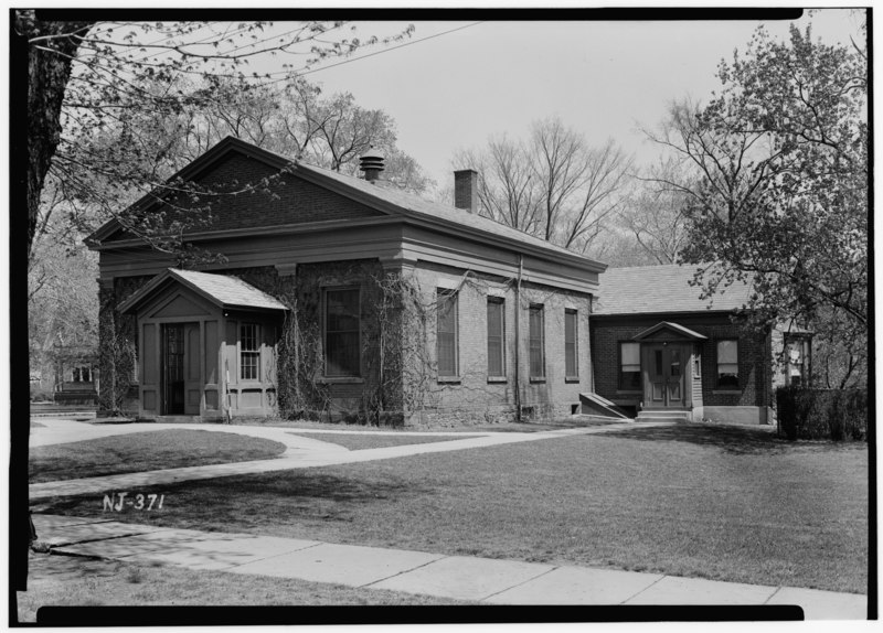 File:Historic American Buildings Survey R. Merritt Lacey, Photographer May 3, 1937 EXTERIOR - VIEW FROM SOUTHWEST - First Presbyterian Church on-the-Green, Parish House, Bloomfield, HABS NJ,7-BLOFI,3-1.tif