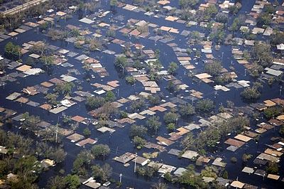 400px-Hurricane_Katrina_Flooding.jpg