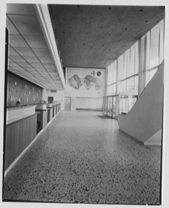 File:Idlewild Airport, B.O.A.C. LOC gsc.5a25674.tif