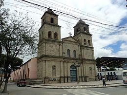 Iglesia Catedral de Tarija, Bolivie.JPG