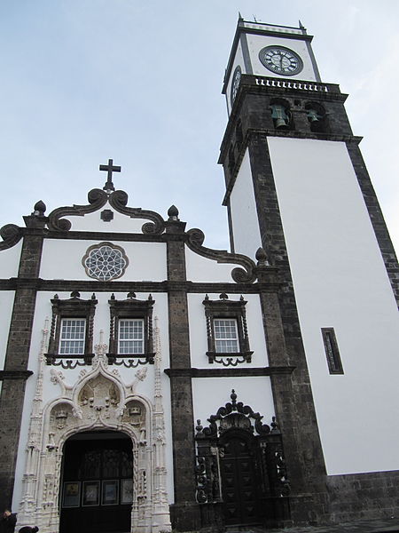 File:Igreja Matrizde Sao Sebastiao (14007894365) (2).jpg