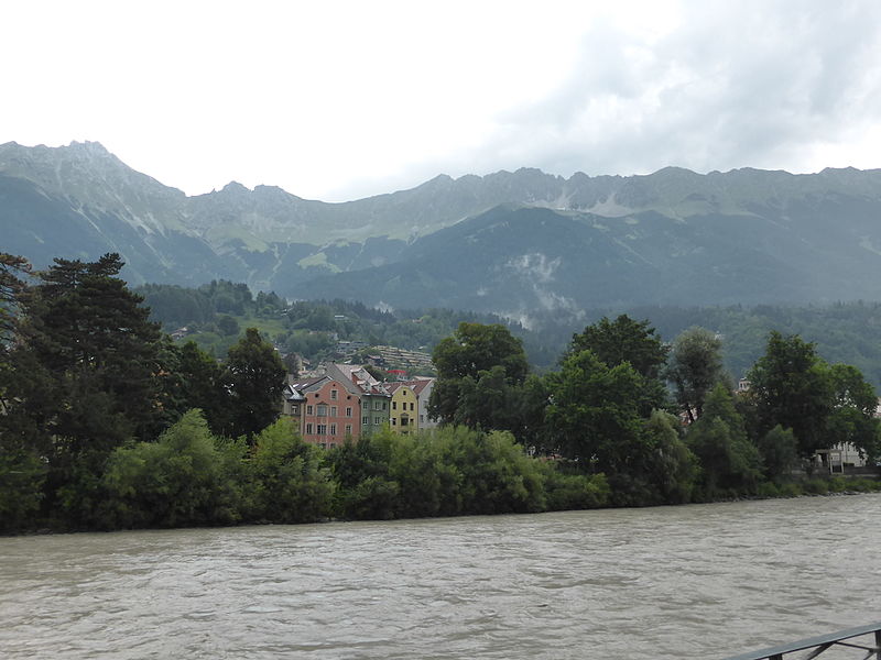 File:Innsbruck-Ausblick-3.jpg