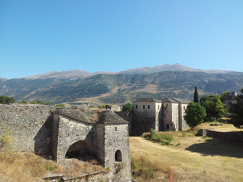 File:Ioannina Castle (from the inside).jpg