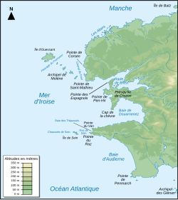 Mapa Iroise Sea s Audierne Bay na jih.