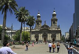 J27 852 Santiago de Chile, Plaza de Armas.jpg