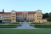 Čeština: Zámek v Jaroměřicích nad Rokytnou. This is a photo of a cultural monument of the Czech Republic, number: 26383/7-2665. Památkový katalog  · MIS  · hledat obrázky  · hledat seznamy  · Wikidata