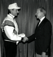 Jerry Dunn shakes President Jimmy Carter's hand.