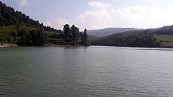 Езерце Kızılbağ.jpg