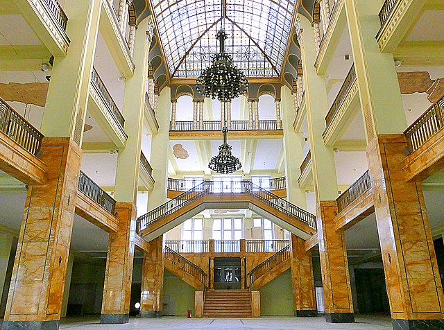 Atrium of the defunct Görlitzer Warenhaus (pictured in 2015), which doubled for the Grand Budapest Hotel lobby