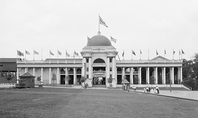 Wonderland building c. 1906
