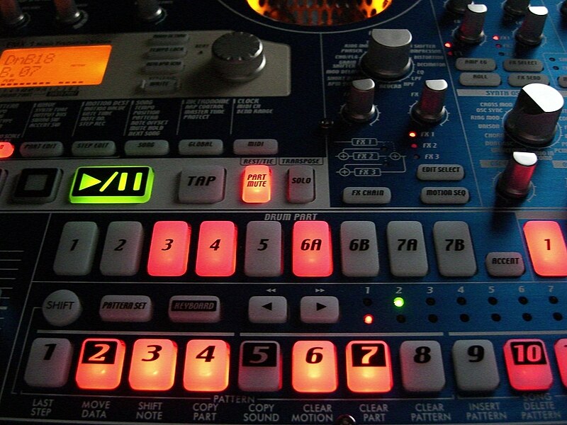 File:Korg Electribe MX (EMX-1) pads.jpg