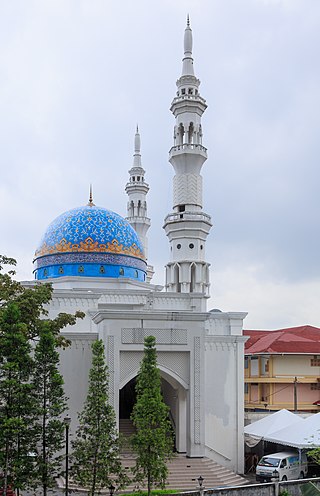 <span class="mw-page-title-main">Al-Bukhari Foundation Mosque</span> Mosque in Kuala Lumpur, Malaysia
