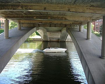 File:Kungsbron_070615_A.JPG