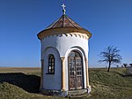 Líšťany - kaple na severním okraji vsi (stav únor 2023) (1).jpg