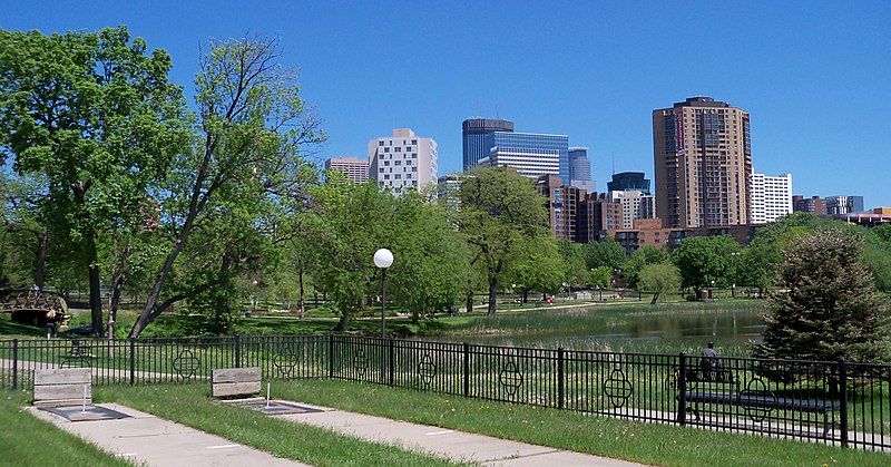 File:Loring Park - panoramio.jpg