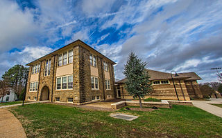<span class="mw-page-title-main">Louisa High School</span> United States historic place