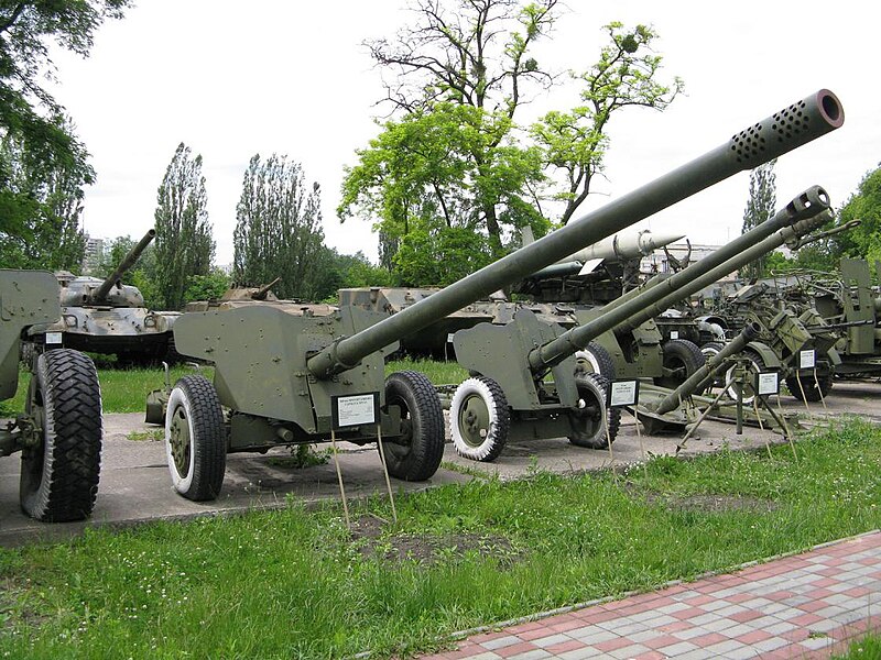 File:MT-12 Lutsk.jpg