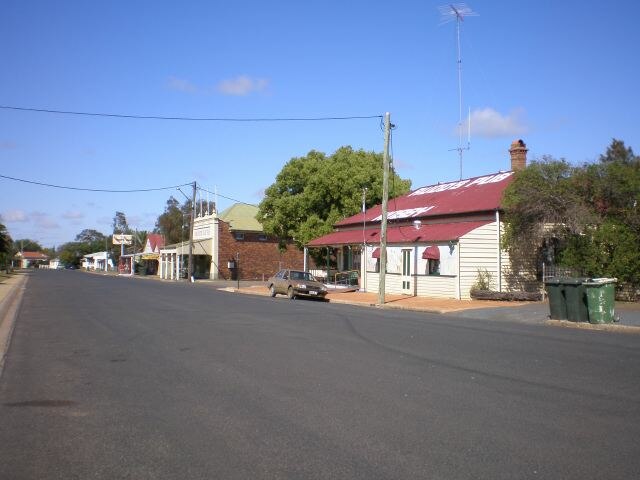 A wide street in the small town of Nobby