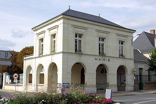 Plombier dégorgement canalisation Benais (37140)