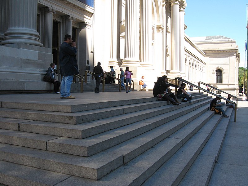 File:Metropolitan Museum of Art - panoramio - Roman SUZUKI (3).jpg