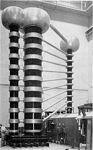 Million volt x-ray machine Bureau of Standards 1947.jpg