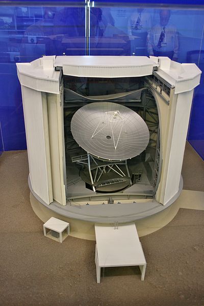 File:Model of James Clerk Maxwell Telescope (JCMT).jpg