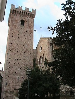 Mosciano Sant'Angelo - Torre 14.JPG