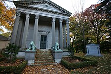 Monto Pleasant Cemetery, Eaton, Toronto 3121.JPG