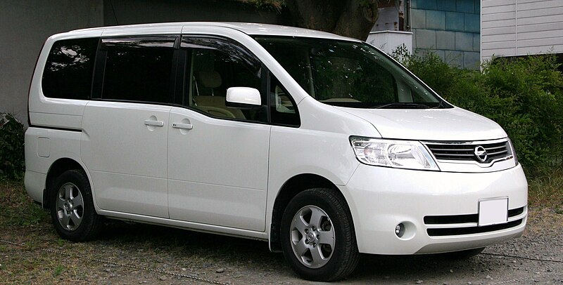 File:NISSAN SERENA C25.jpg