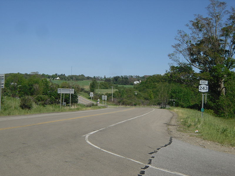 File:NY 243E from NY 98.jpg