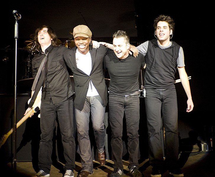 File:Newsboys 2009.jpg