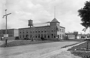 2005 : Lansing Car Assembly Plant Closes