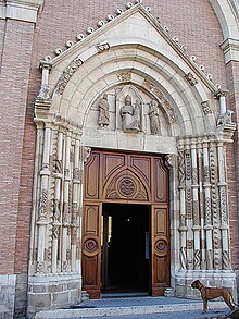 Portal of Ortona, St Thomas' Basilica Ortona -San Tommaso - Portal- 2006 by-RaBoe 01.jpg
