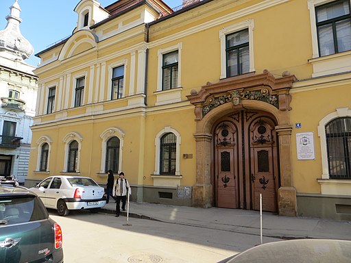 Palatul Episcopal romano-catolic din Timișoara - stânga