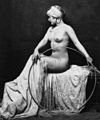 Image 123Ảnh Posing nude woman, thập niên 1890 của Alfred Cheney Johnston
