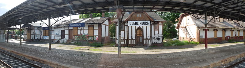 File:Quedlinburg station secondary.jpg