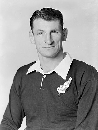 <span class="mw-page-title-main">Richard White (rugby union)</span> Rugby player