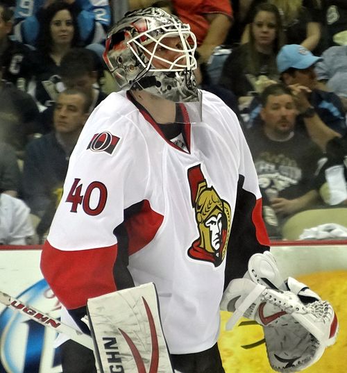 Robin Lehner, the winner for the 2018–19 season.