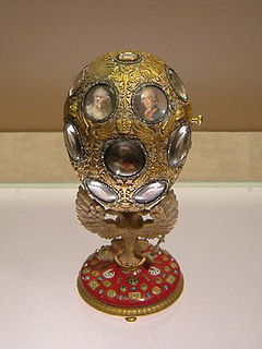 Romanov Tercentenary (Fabergé egg) 1913 Imperial Fabergé egg