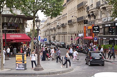 Comment aller à Rue de Marignan en transport en commun - A propos de cet endroit