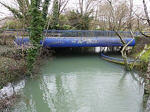 L'Isle en crue remonte le cours du ruisseau du Toulon (février 2024).